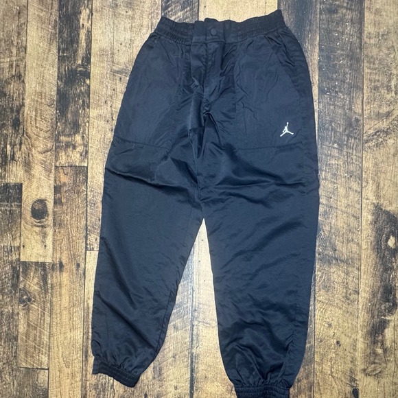 Jordan Nylon‎ Jogger Pants Elastic Waist Activewear Black Womens Size M - Picture 1 of 6